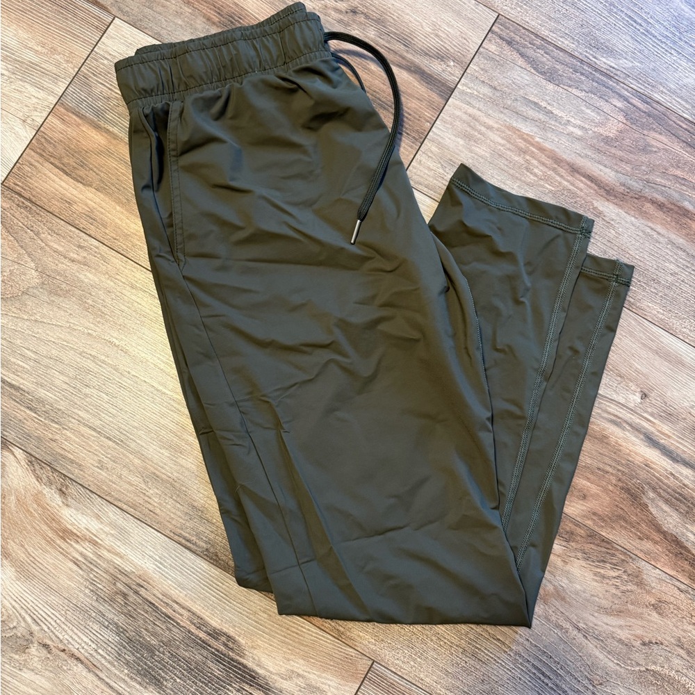 ZYIA Women's Olive Ankle Pants